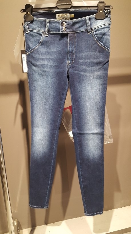 stock MET JEANS Italian Stock