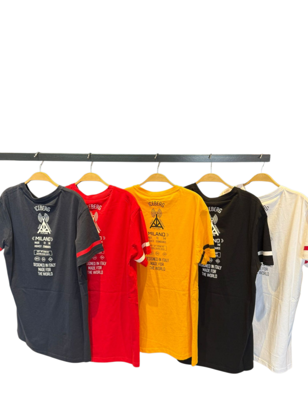 Stock abbigliamento uomo