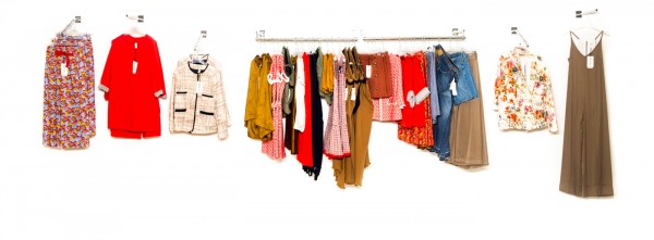 Stock abbigliamento donna firmato Souvenir