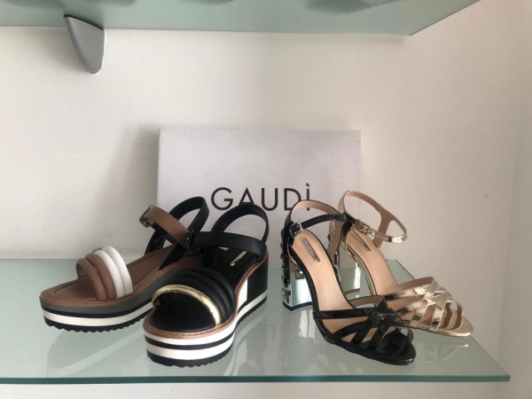 Stock calzature uomo e donna estive firmate GAUDI'