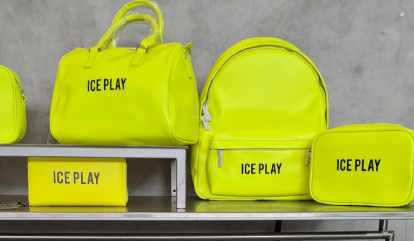 stock borse Iceberg Ice Play