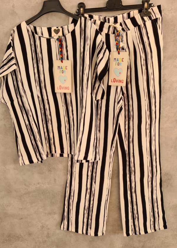 stock abbigliamento MADE FOR LOVING