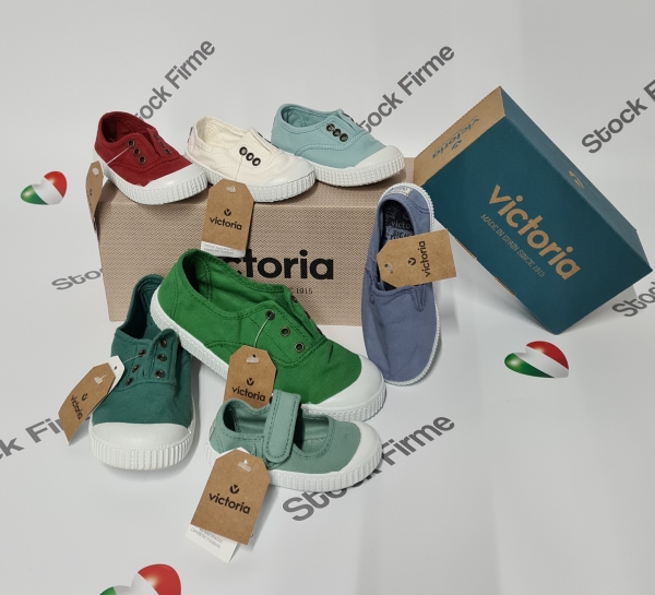 Stock scarpe bimbo/a
