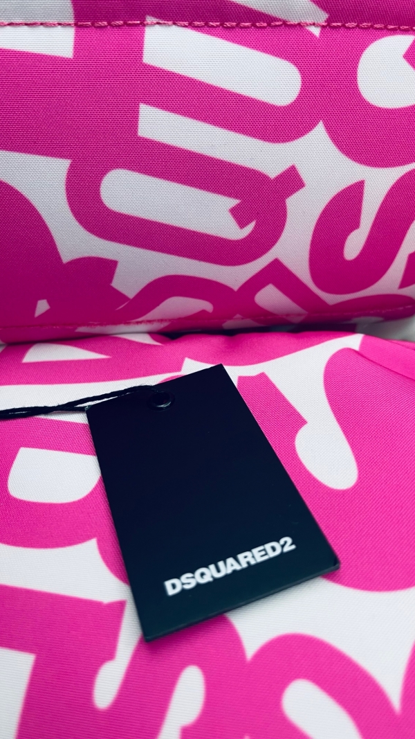 DSQUARED2