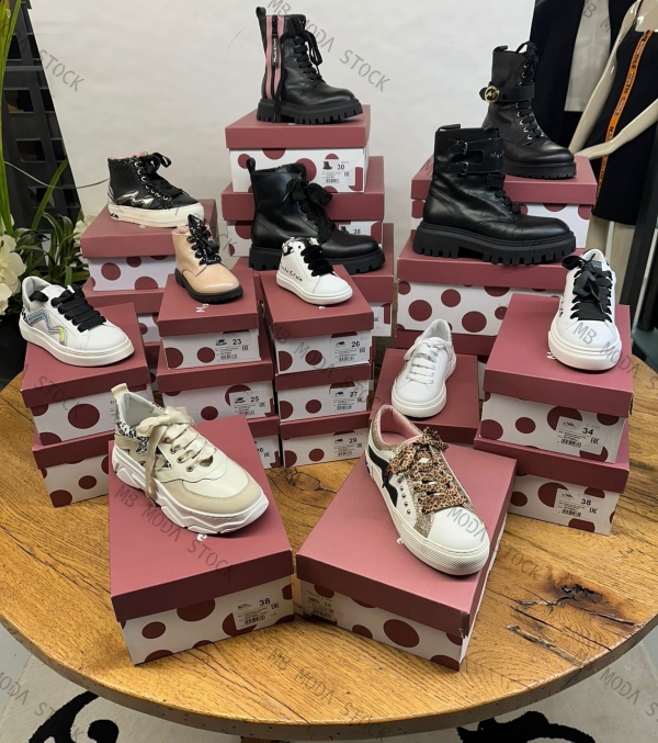 MANILA GRACE lotto stivaletti e sneakers da bambina