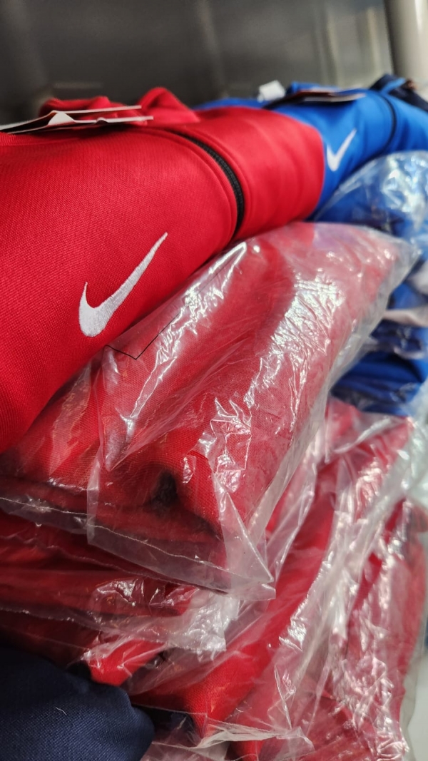 NIKE felpe e pantaloni