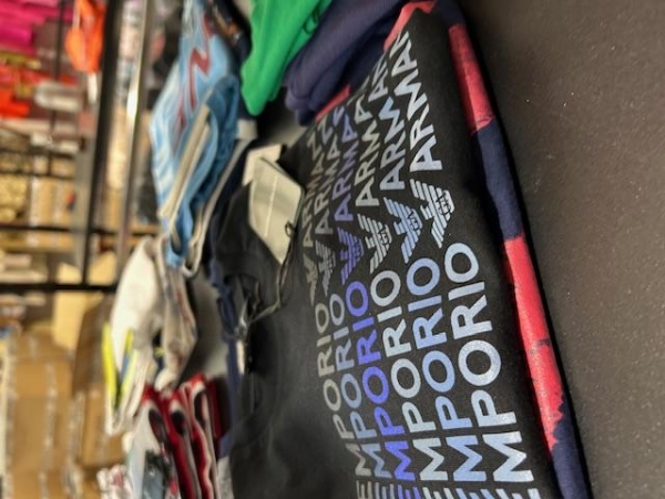 stock abbigliamento bimbi