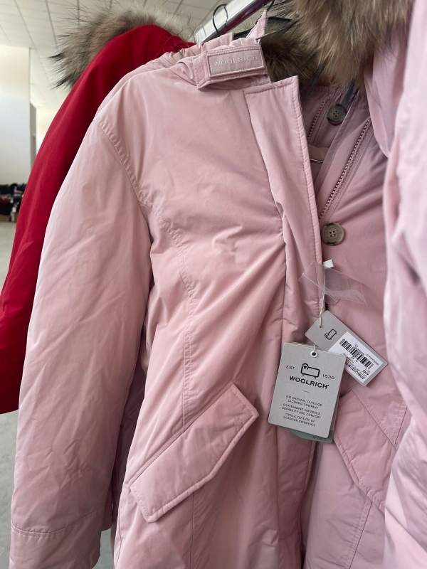 stock abbigliamento sportivo brand misti: Nike, Adidas, Levi's ecc.